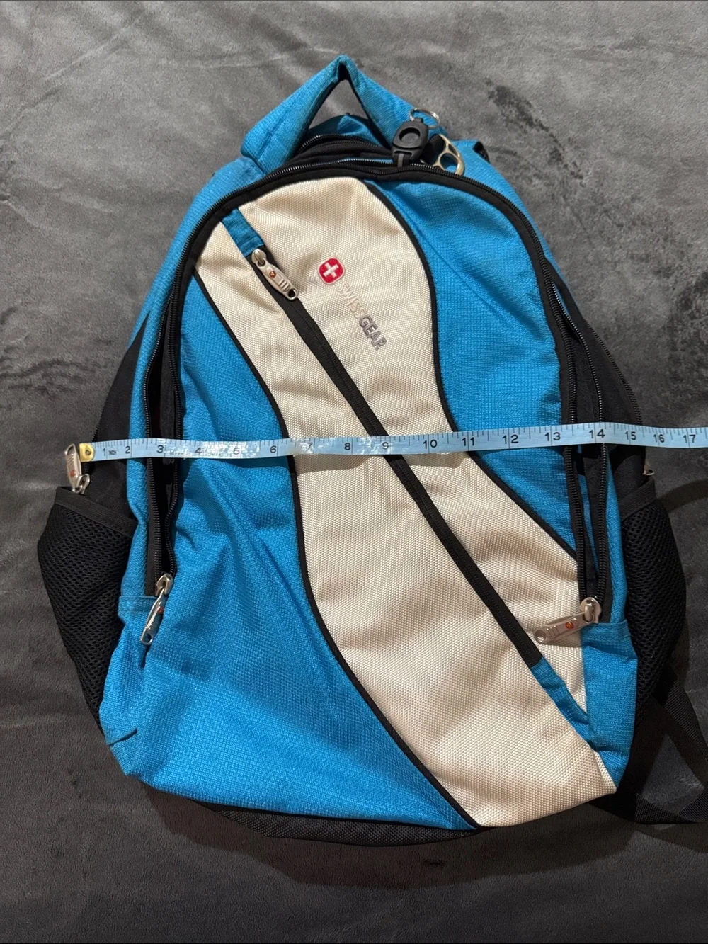 SwissGear Blue and Cream Laptop Backpack with Multiple Pockets